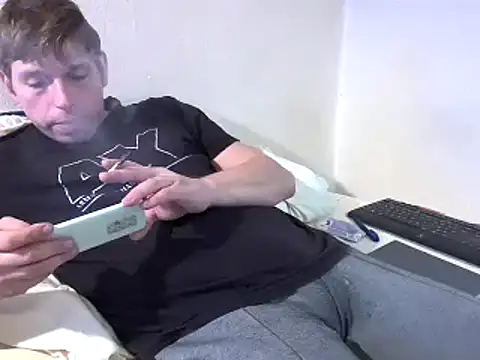 Snapshot of lecksklavehard chatting on 10-17-25, 04:53 lecksklavehard online show from 10-17-25, 04:53