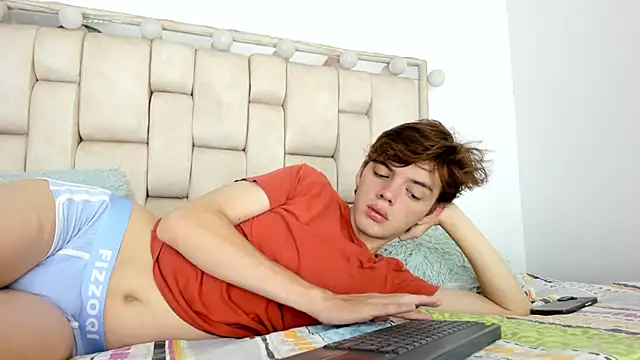 daniel hot03 online show from 11-09-25, 01:37