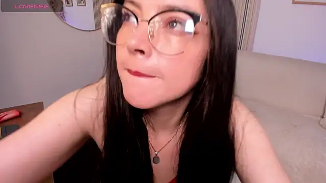 Snapshot of ana_ev chatting on 02-12-26, 07:08 ana ev online show from 02-12-26, 07:08