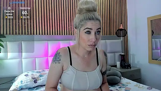 Viktoria Davis online show from 01-09-25, 10:31