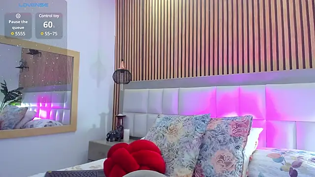 Viktoria Davis online show from 01-12-25, 12:28