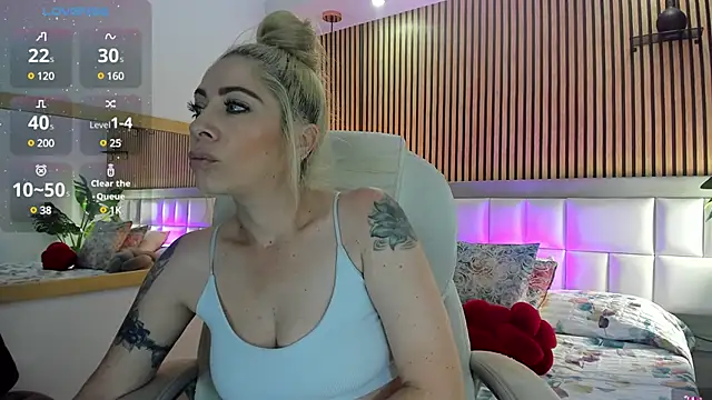 Viktoria Davis online show from 01-10-25, 09:53