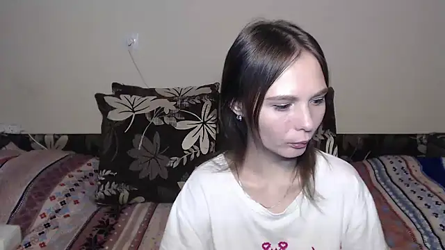 Nika Shiny online show from 02-10-25, 05:25