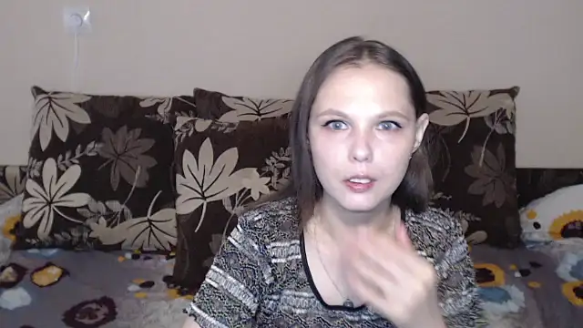 Nika Shiny online show from 04-22-26, 02:18