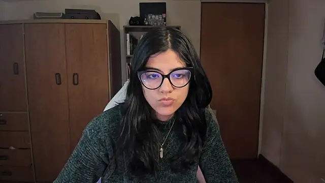 valerie  skyy online show from 01-08-25, 03:40