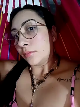 my-kitty online show from 10-28-25, 11:47