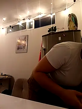 Snapshot of my-kitty chatting on 02-06-26, 11:56 my-kitty online show from 02-06-26, 11:56