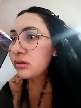 my-kitty online show from 12-19-25, 10:56