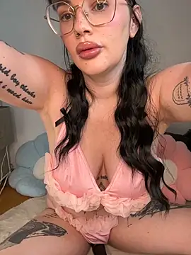 Mona-Peaches online show from 10-01-25, 10:09