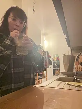 Mona-Peaches online show from 03-02-26, 03:41