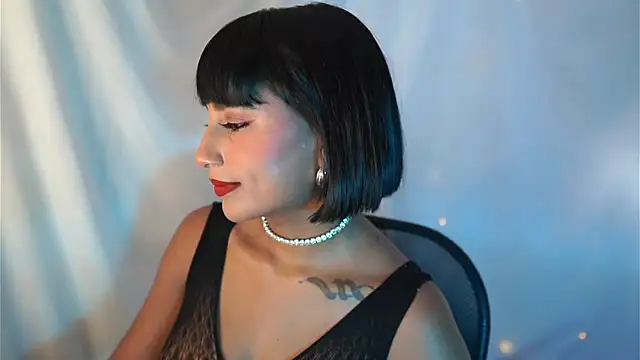 Snapshot of JulietaWinona chatting on 10-26-25, 09:26 JulietaWinona online show from 10-26-25, 09:26