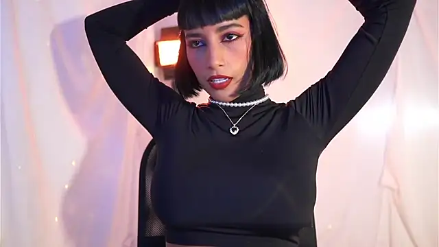 JulietaWinona online show from 11-22-25, 10:08