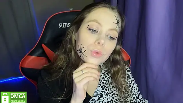 Snapshot of Natural_babe666 chatting on 10-24-25, 05:34 Natural babe666 online show from 10-24-25, 05:34