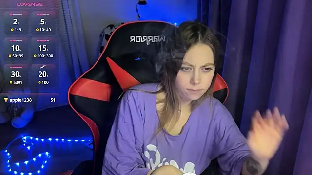 Snapshot of Natural_babe666 chatting on 03-20-25, 01:24 Natural babe666 online show from 03-20-25, 01:24