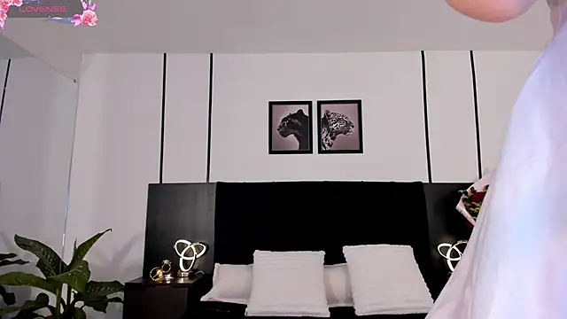 Doll troy online show from 02-19-26, 02:03