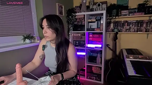 Snapshot of LelianaHazel chatting on 02-03-26, 04:45 LelianaHazel online show from 02-03-26, 04:45