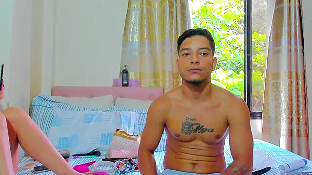 Snapshot of AnderAndMartina chatting on 01-09-25, 07:08 AnderAndMartina online show from 01-09-25, 07:08