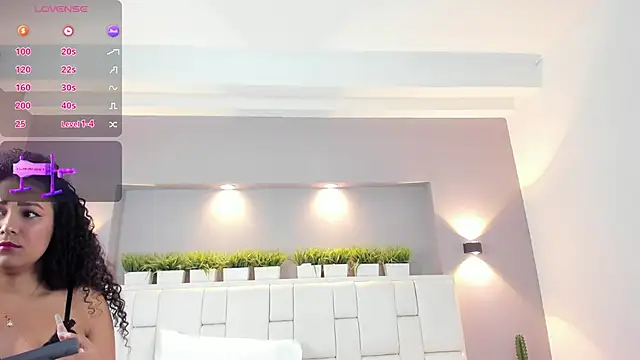 Ashleyy23x online show from 10-18-25, 08:00