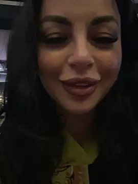 Snapshot of Chloe_Ricci chatting on 12-11-24, 05:48 Chloe Ricci online show from 12-11-24, 05:48