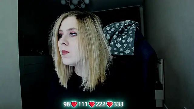 Snapshot of Olivia_Munk chatting on 06-02-26, 04:34 Olivia Munk online show from 06-02-26, 04:34