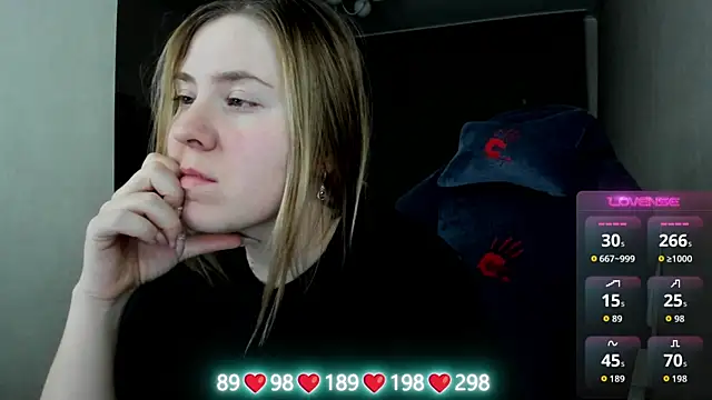 Olivia Munk online show from 01-17-26, 04:16