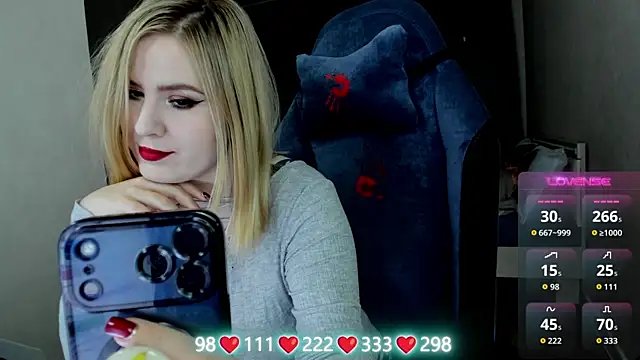 Olivia Munk online show from 04-02-26, 04:08