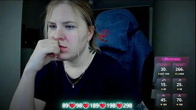 Olivia Munk online show from 11-09-25, 04:16