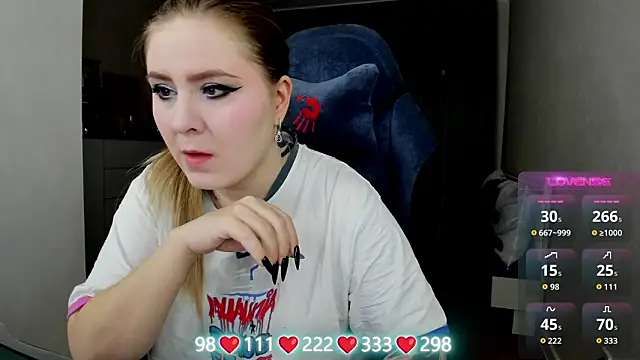 Olivia Munk online show from 02-19-26, 04:42