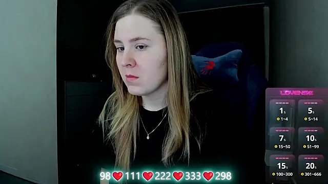 Olivia Munk online show from 03-17-26, 03:53