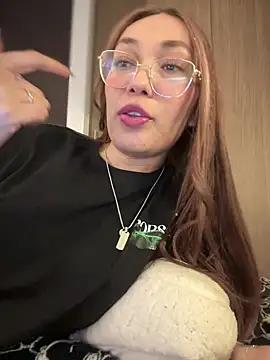 MichelleFerry  online show from 02-10-25, 07:47