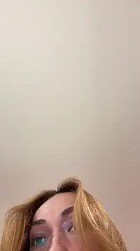 MichelleFerry  online show from 10-25-25, 02:22