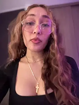 MichelleFerry  online show from 03-03-25, 01:38