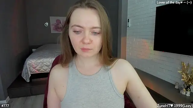 LizaGost online show from 06-12-26, 11:41