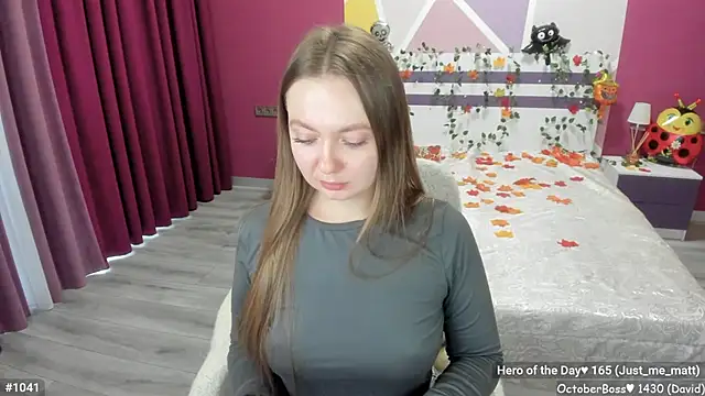 Snapshot of LizaGost chatting on 10-10-25, 11:44 LizaGost online show from 10-10-25, 11:44