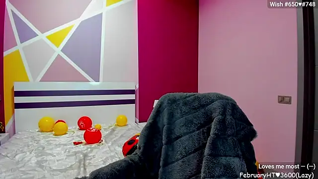 Snapshot of LizaGost chatting on 02-24-25, 12:37 LizaGost online show from 02-24-25, 12:37