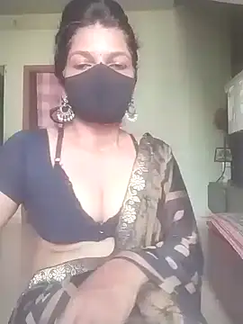 Snapshot of Shuttii_25 chatting on 02-23-26, 05:19 Shuttii 25 online show from 02-23-26, 05:19