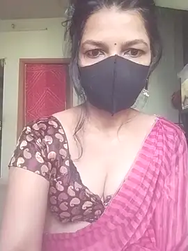 Snapshot of Shuttii_25 chatting on 02-27-26, 04:12 Shuttii 25 online show from 02-27-26, 04:12