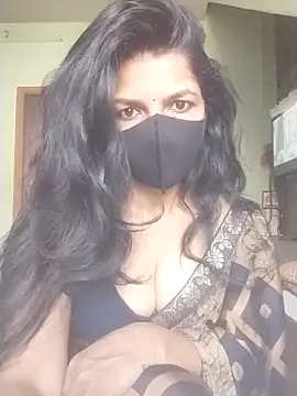 Snapshot of Shuttii_25 chatting on 02-11-26, 06:02 Shuttii 25 online show from 02-11-26, 06:02