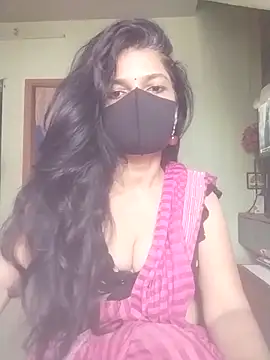 Snapshot of Shuttii_25 chatting on 03-02-26, 05:08 Shuttii 25 online show from 03-02-26, 05:08