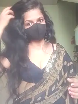 Snapshot of Shuttii_25 chatting on 02-03-26, 04:43 Shuttii 25 online show from 02-03-26, 04:43