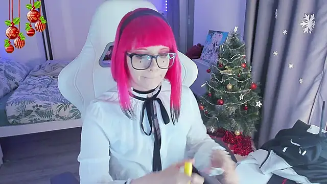 Snapshot of Yumi_Youkai chatting on 12-26-24, 09:47 Yumi Youkai online show from 12-26-24, 09:47