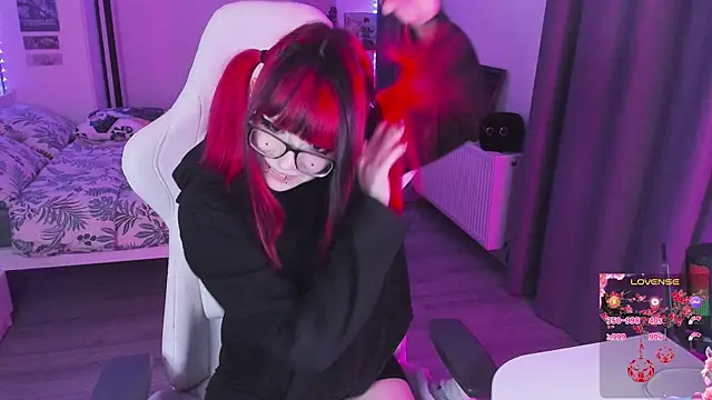 Yumi Youkai online show from 01-15-26, 02:42