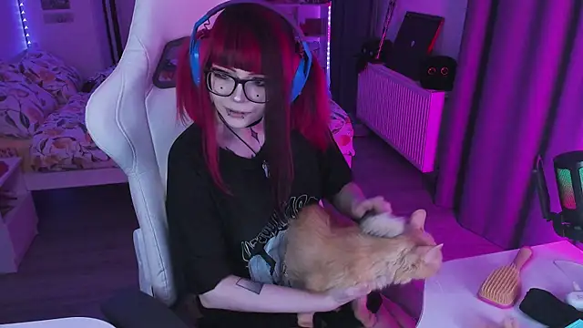 Yumi Youkai online show from 02-08-26, 02:48