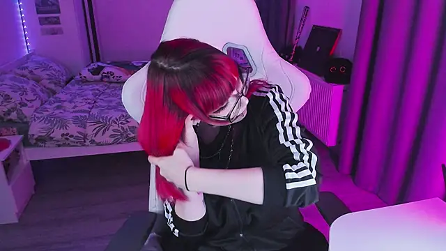 Yumi Youkai online show from 02-02-26, 07:13