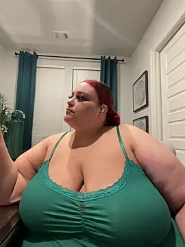 Snapshot of bbwredhead chatting on 02-20-26, 02:19 bbwredhead online show from 02-20-26, 02:19