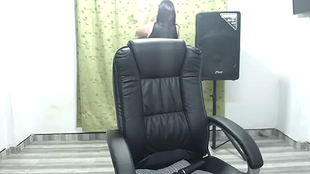 LAURA CRAIZY online show from 03-28-26, 03:18