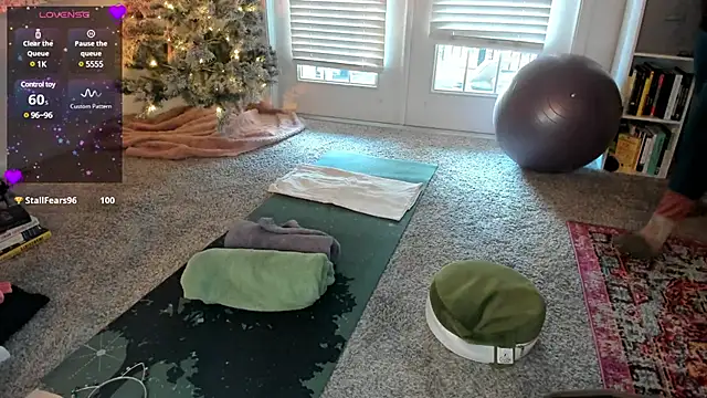 Snapshot of lovejulietxo chatting on 01-02-25, 08:13 lovejulietxo online show from 01-02-25, 08:13