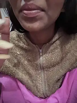 Snapshot of PARI_Hun chatting on 01-07-25, 06:56 PARI Hun online show from 01-07-25, 06:56