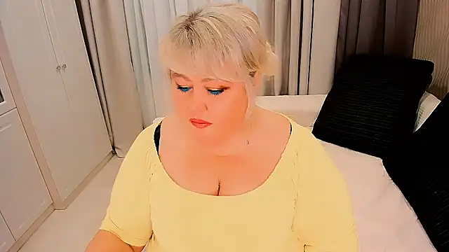BIGTITSBBW online show from 11-18-25, 07:39