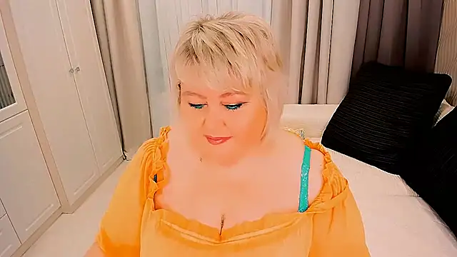 BIGTITSBBW online show from 11-30-25, 01:01
